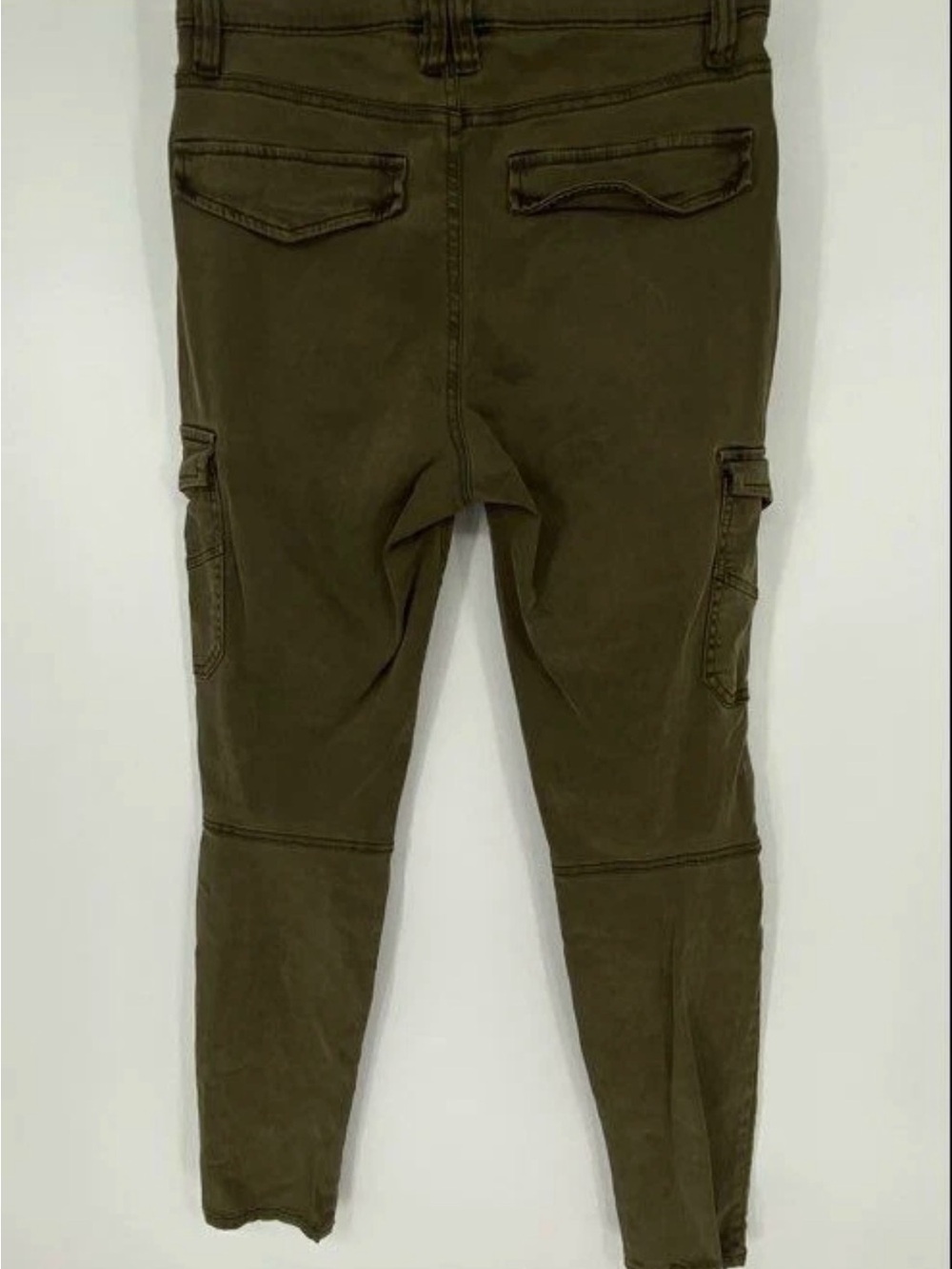 H&M Olive Green Cargo Pants with Utility Pockets - Picture 4 of 5